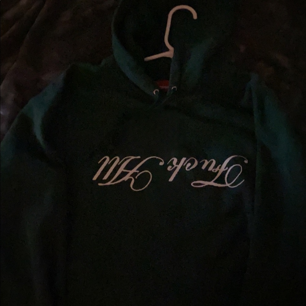 Supreme hoody
